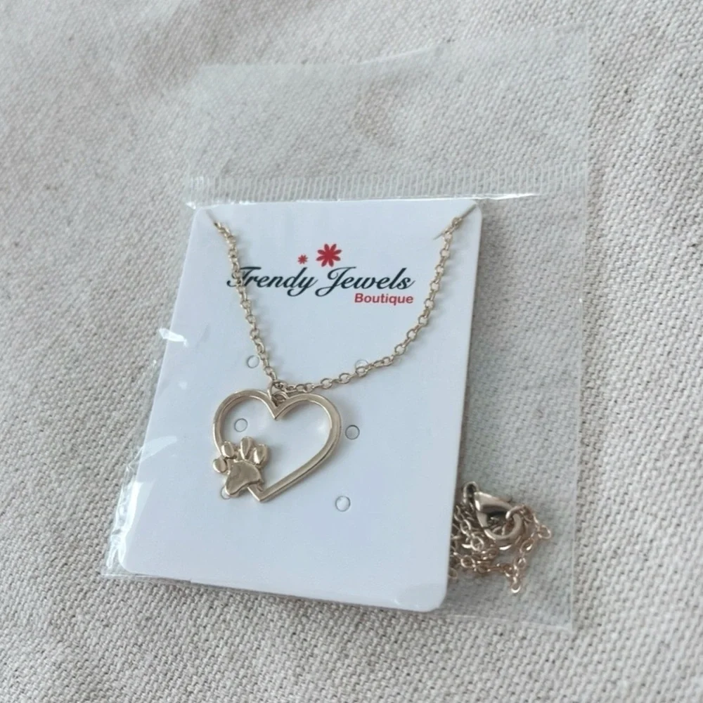 Gold Puppy Lovers Dog Paw Heart Charm Necklace - Picture 3 of 3